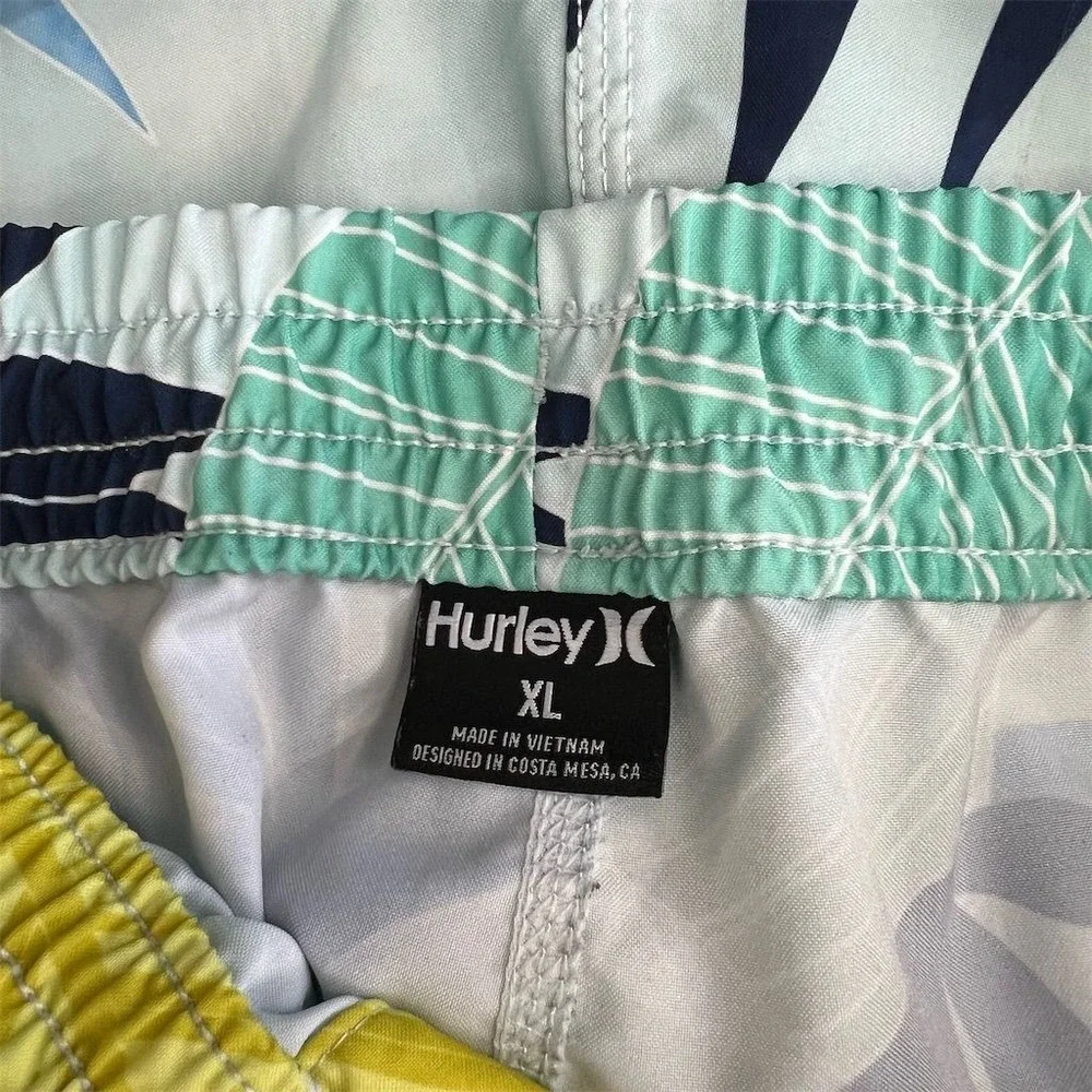 Hurley Boardshorts Mens XL Blue Bird Rock Volley Floral Linerless‎ Quickdry